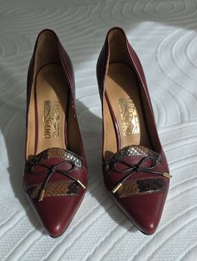 Salvatore Ferragamo Maroon Leather Pointed Pumps with Snake-Print Trim